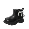 Sapatos com Forro de Fleece para Meninas, Botas Curtas Princess Martin para Crianças, Novas Botas Pretas de Couro com Solado Macio para Meninas Outono e Inverno 2026