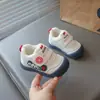 Zapatos de Algodón para Niños 2026 Invierno Nuevos Zapatos para Primeros Pasos de Bebé Suela Suave Antideslizantes Niños y Niñas Zapatos de Algodón Zapatos Funcionales Clave