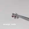 Fiesta de Enamorados "Cabeza de Cereza" Diamante Brillante Hueso de Oreja de Cereza Uña de Hueso Tornillo de Acero de Titanio Dulce y Versátil Clavo de Cartílago para Mujeres