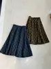 ¡El estilo de la falda es increíble! Falda de lana a cuadros retro para mujer, engrosada y cálida, cintura elástica, falda de longitud media, otoño e invierno, minifalda ajustada