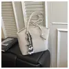Bolsa Feminina de Grande Capacidade 2025 Nova Outono e Inverno Luxo Leve Nicho Bolsa de Ombro Axila Bolsa Tote de Alta Qualidade para o Dia a Dia
