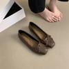 Zapatos de punta cuadrada y boca baja para mujer, primavera y otoño 2024, nuevos zapatos planos elegantes y suaves con diseño de hada y brisa de noche francesa.