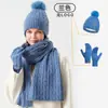 Bestseller transfronterizo conjunto de tres piezas de gorro, bufanda y guantes de punto para otoño e invierno, engrosado y cálido, gorro de punto trenzado de lana para mujer