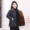 Nova Jaqueta Acolchoada de Algodão Quente de Inverno, Tamanho Grande Solta, Forrada com Fleece e Espessada, Jaqueta Acolchoada de Algodão Floral para Pessoas de Meia-Idade e Idosos para Manter a Mamãe Aquecida no Inverno