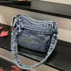 Bolsa Grande de Jeans com Bordado de Letras Retrô, Bolsa de Ombro Feminina com Múltiplos Compartimentos para Armazenamento, Adequada para o Dia a Dia e Uso Transversal