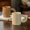 Taza Taza de Cerámica Taza de Esmalte de Sésamo Venta al por Mayor Taza de Café de Gran Capacidad Taza de Agua para el Hogar Taza Recta con Asa Retorcida