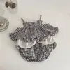 Conjunto de Duas Peças Estilo Ins de Verão para Bebê Meninas: Top de Alça Xadrez Sem Mangas + Shorts com Flor de Renda para Passeio
