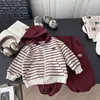 Nuevo conjunto de sudadera con capucha para niños forrada de forro polar, elegante conjunto deportivo casual de dos piezas: sudadera y pantalón de chándal