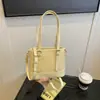 Bolsa pequena explosiva popular deste ano feminina primavera e verão 2025 nova moda bolsa mensageiro casual coreana portátil bolsa balde