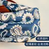 Bufanda Pequeña de Seda Estilo Nuevo con Hebilla Magnética Perezosa y Tacto de Alta Gama, Cadena de Perlas para Clavícula para Mujer, Bufanda Pequeña con Elemento de Carruaje de Lunares Paisley