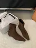 Botines de gamuza estilo francés de tacón bajo con cremallera trasera, botas para mujer para otoño/invierno 2025, con diseño de tacón kitten, forro de felpa y ajuste ceñido