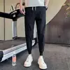 Pantalones Casuales Nuevos de Otoño 2026 para Hombre, Forrados de Polar, Engrosados, Corte Ajustado, Pantalones Casuales Rectos Versátiles con Puño en el Tobillo