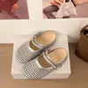 Sandálias Boken para Mulheres 2026 Novo Estilo de Verão Versátil com Saias, Slip-On, Tecidas, Meias-Pantufas Respiráveis para Mulheres
