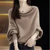 Novo suéter feminino de caxemira para outono e inverno com gola solta e mangas morcego, pulôver de lã tricotado de caimento solto com um design estiloso
