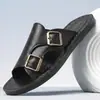 Sandálias Chinelos Masculinas de Verão Nova Moda Resistentes a Odor Solado Macio Esportes ao Ar Livre Casuais Praia Sandálias de Couro Calçados