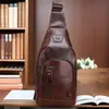 Bolso de pecho de cuero de alta gama, bolso nuevo, venta al por mayor, bolso de pecho casual de moda para hombre, bolso de mensajero de cuero de capa superior, productos nuevos transfronterizos