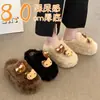 Novas pantufas fofas de inverno peludas para mulheres, confortáveis para uso doméstico, estilo coreano, design de bico fechado, pantufas de algodão 2026, pelúcia, preto