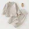 Conjunto de Pijama para Bebê Roupas Infantis Anyang Estilo Quatro Estações Botão de Pressão Cintura Alta Proteção da Barriga Pijama Classe A Algodão Puro Roupa Íntima
