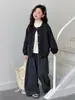 Nueva colección de otoño para niñas: Conjunto de cárdigan de punto de estilo coreano, corte relajado, y pantalones de pierna ancha a cuadros, un conjunto informal de dos piezas para niños mayores