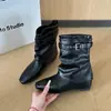 Botas de caballero negras estilo retro con hebilla para mujer, nueva colección otoño 2026, con tacón oculto, punta cuadrada y diseño versátil de botín