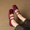 Nuevos zapatos de cuero para mujer, punta cuadrada, suela de goma, hebilla cuadrada roja, tacón cuadrado de 1.5 cm, para todas las estaciones, adecuados para ir al trabajo y añadir un toque de elegancia