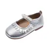 Primavera de 2026 Novo Estilo Coreano Moda Feminina Versátil Simples Laço Renda Sapatos Individuais Velcro Princesa Sapatos de Couro