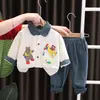 Outono novo meninos viagem urso manga longa terno masculino bebê casual calça esportiva duas peças moda uma geração de cabelo