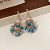 Pendientes Largos con Borla de Flor de Zirconia con un Toque de Lujo Ligero y de Alta Gama, Pendientes de Artesanía Pesada Estilo Bosque, Modernos y de Diseño Único