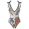 Em Estoque 2025 Moda Europeia e Americana Maiô Sexy de Uma Peça para Mulheres, Emagrecedor Estampa Retrô Popular Conjunto de Roupa de Banho Estilo Saia