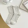 Calcetines de media pantorrilla para mujer, estilo ins moderno, calcetines cortos lindos estilo callejero japonés, calcetines largos con estampado de letras para primavera, otoño, invierno