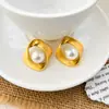 Pendientes de Perla Irregular Cepillada Personalizados y de Moda, Estilo Retro Francés, Pendientes Elegantes con un Toque de Lujo Ligero y de Alta Gama