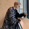 Suéter de Moda Irregular Desgastado Tie-Dye para Hombres y Mujeres, Nuevo Jersey de Punto Pullover con Diseño Holgado y Chaqueta de Peluche de Ciervo