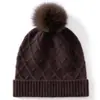 Gorro de punto con patrón de rombos y pompón grande, suave, cálido y resistente al frío, nuevo gorro de ciclismo de cachemir para mujer, turbante