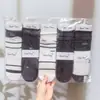 Nuevo Estilo Otoño e Invierno para Mujer: Calcetines holgados estilo Old Money, Calcetines altos, Calcetines holgados de encaje de color liso, Calcetines con separación de dedos para mujer