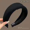 Diadema de corona alta para mujer, nuevo modelo 2026, diadema antideslizante para lavarse la cara, de ala ancha con dientes, pinza para el pelo, accesorio de pelo simple