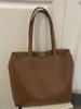 Bolso de Hombro Estilo Europeo y Americano 2025 Nuevo Bolso de Mano de Moda Bolso Tote de Gran Capacidad de Cuero Suave para Mujer Bolso de Mujer Estilo Normcore