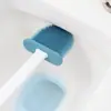 Cepillo para Inodoro Estilo Japonés Montado en Pared Juego de Baño Sin Rincones Muertos Cepillo para Inodoro con Mango Largo Cepillo de Limpieza de Cerdas Suaves Artículos Esenciales Diarios para el Hogar