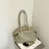 2026 Nueva Tendencia de Moda Otoño Invierno Bolso de Mano de un Hombro para Mujer Gran Capacidad Bolso Bowling de Moda Versátil Estilo para Viajar