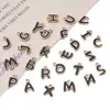A-Z Aleación Goteo de Aceite Asimétrico Negro Letra Inglesa Colgante Hecho a Mano DIY Pulsera Casera Collar Accesorios de Joyería