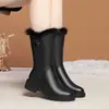 Botas Femininas de Inverno 2026 Antiderrapantes de Pelo Macio, Botas Femininas de Cano Médio, Salto Alto, Salto Médio-Baixo, Botas Quentes de Algodão para Neve