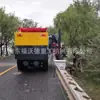 Máquina para Formar Bordillos de Carretera Alta Velocidad Pavimento Drenaje Pluvial Máquina para Formar Bordillos de Carretera Moldeado In Situ Formación Única Sin Rellenar