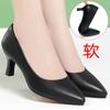Zapatos de cuero genuino, zapatos de baile de trabajo con zapatos cheongsam, zapatos de pasarela de tacón alto para madres de mediana edad y mayores, zapatos de una sola capa, zapatos de mujer, suela suave, primavera y otoño