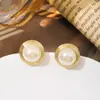 Pendientes de Perla Franceses 2024 Nuevo Sentido de Alta Gama Aguja de Plata de Ley Pendientes Retro Atmosféricos Elegantes de Moda Pendientes de Lujo Ligero
