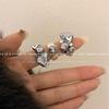 Anillo de mariposa estilo Chanel con textura de metal gris perla, combina con todo, personalidad de moda femenina, anillo retro exagerado apilado.