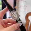 Nuevo Reloj de Cuarzo Huevo de Paloma Reina de Nápoles de Comercio Exterior Moda Tendencia Temperamento Oval Reloj para Mujer