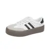 Zapatos de lona con cordones estilo minimalista de suela gruesa, bloques de color, puntera redonda, estilo escolar, zapatillas de entrenamiento alemanas, para ir al trabajo, de corte bajo, sensación de alta gama, zapatillas diarias