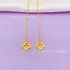 Pendientes Retro Huecos de Trébol con Borlas Largas para Mujer con Diseño Único y Acabado de Alta Gama al por Mayor