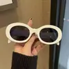 Óculos de Sol Femininos de Moda de Alta Qualidade com Armação Pequena Oval de Metal New Arc de Triomphe para Fotografia de Rua