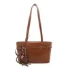 Bolsa de Tote para Otoño 2026 Bolso de Hombro para Mujer Diseño de Nicho Pequeño de Gama Alta Bolso tipo Cesta Bolso de Mano para Viajes al Trabajo Bolso de Axila