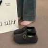 Zapatos tipo Birkenstock de suela gruesa, cálidos y forrados de felpa, nuevos zapatos de algodón invierno 2026, mocasines peludos retro para mujer